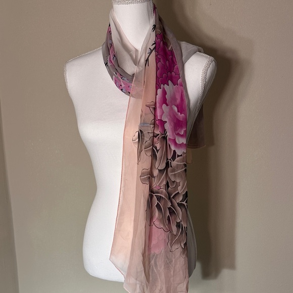 Chic Floral Pink and Brown Scarf - Picture 1 of 9
